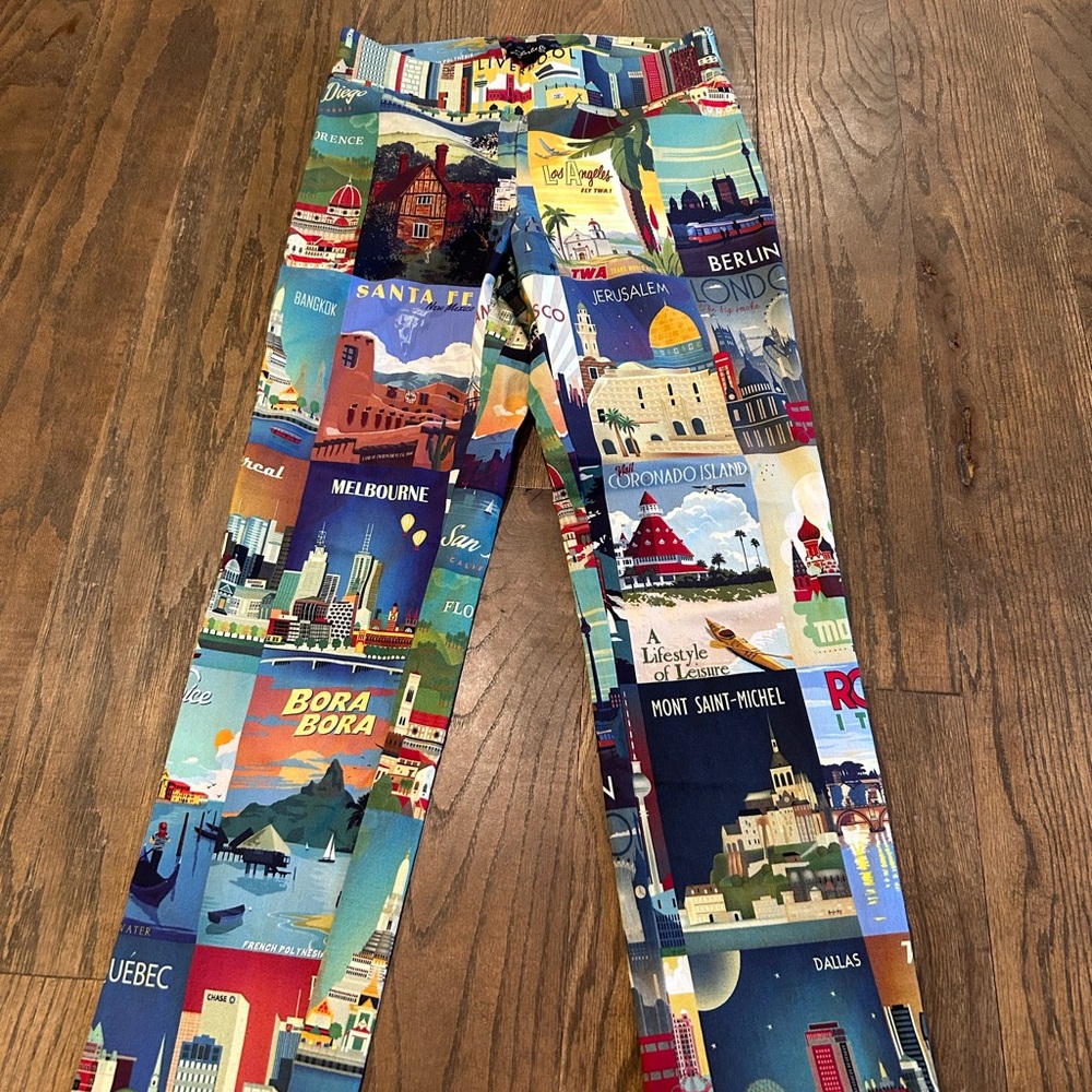CHARLIE B Colorful Cityscape Print Pants